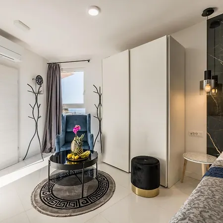 Luxury Апартаменты *